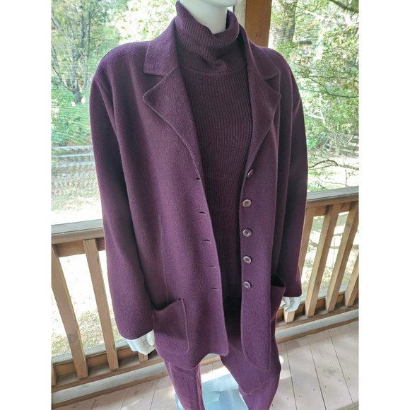 Andrea Jovine Full Outfit Set - Picture 5 of 9